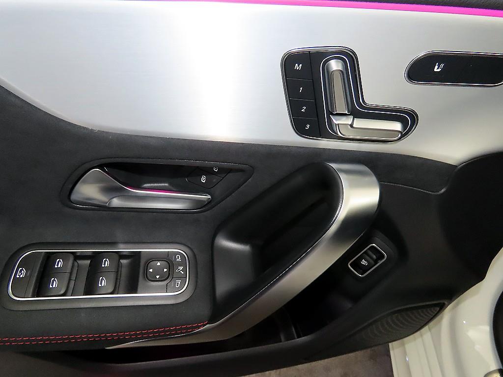 Mercedes Benz CLA Class 2025 Blanco - Importación desde Corea - HF Imports Iquique - Foto 13