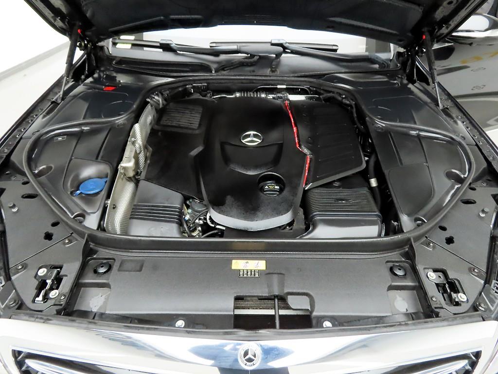 Mercedes Benz S Class 2018 Negro - Importación desde Corea - HF Imports Iquique - Foto 20