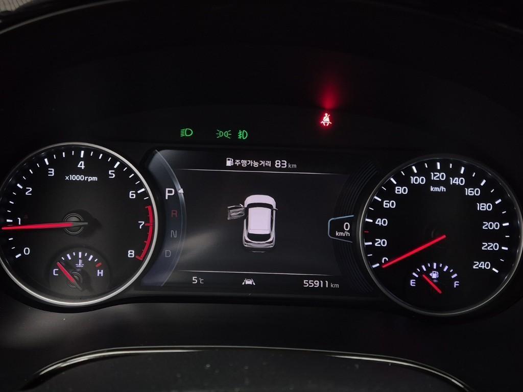 KIA Seltos 2021 Blanco - Importación desde Corea - HF Imports Iquique - Foto 17