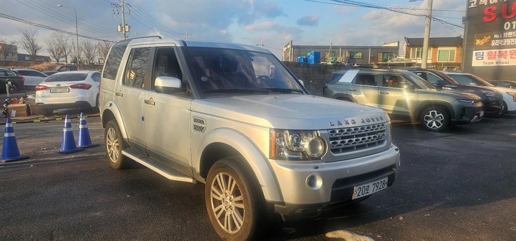 Land Rover Discovery 2012 Plateado - Importación desde Corea - HF Imports Iquique - Foto 16