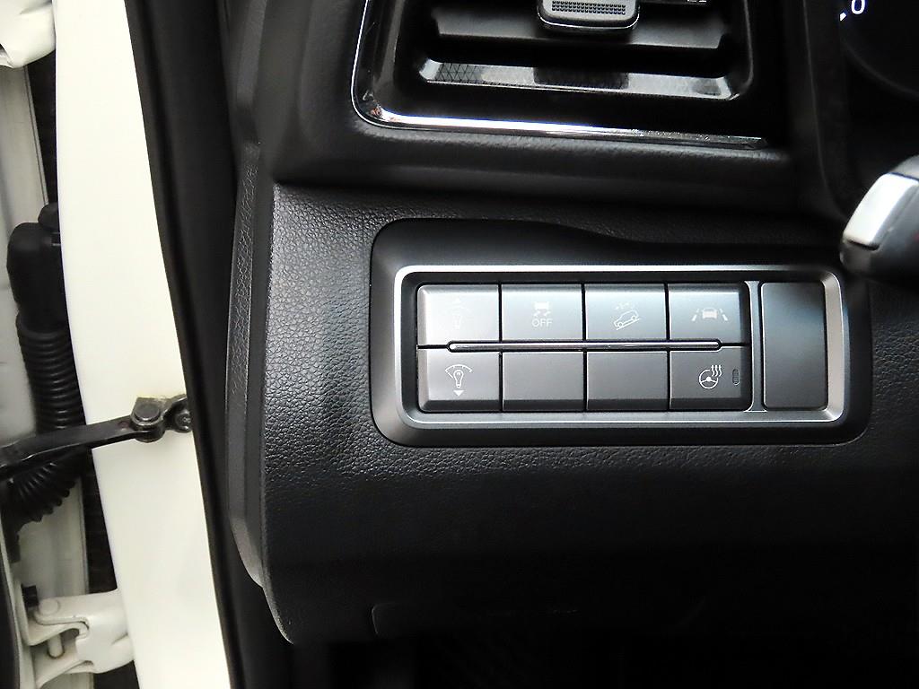 Ssangyong Tivoli - Vista 12