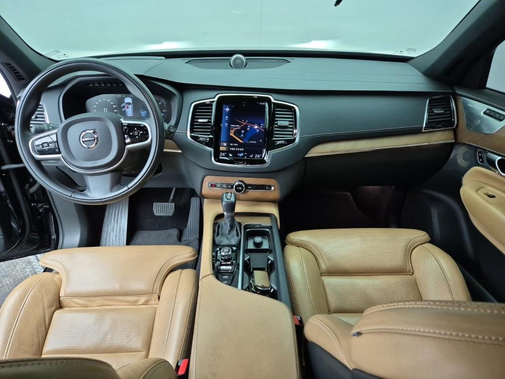 Volvo XC90 - Vista 5