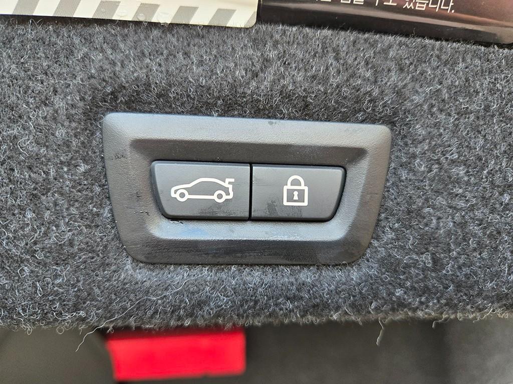 BMW 5 Series 2021 Negro - Importación desde Corea - HF Imports Iquique - Foto 17