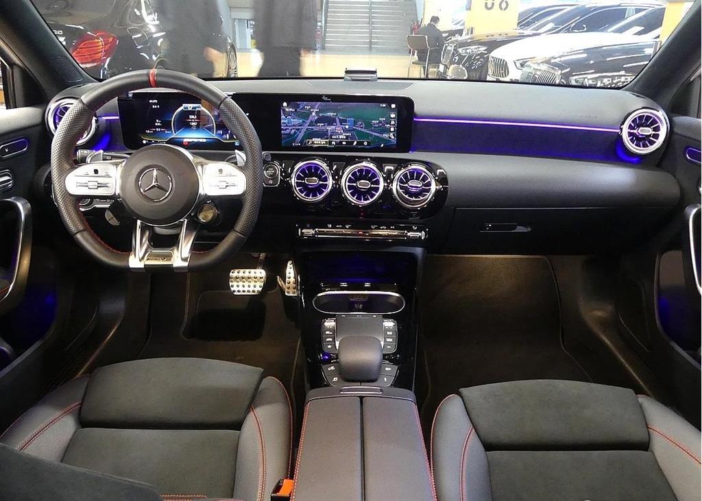 Mercedes Benz A Class - Vista 4