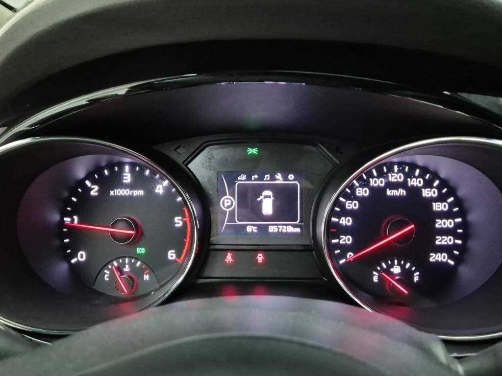 KIA Carnival - Vista 6