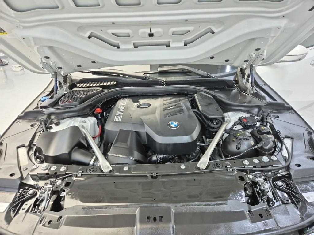 BMW 5 Series - Vista 5