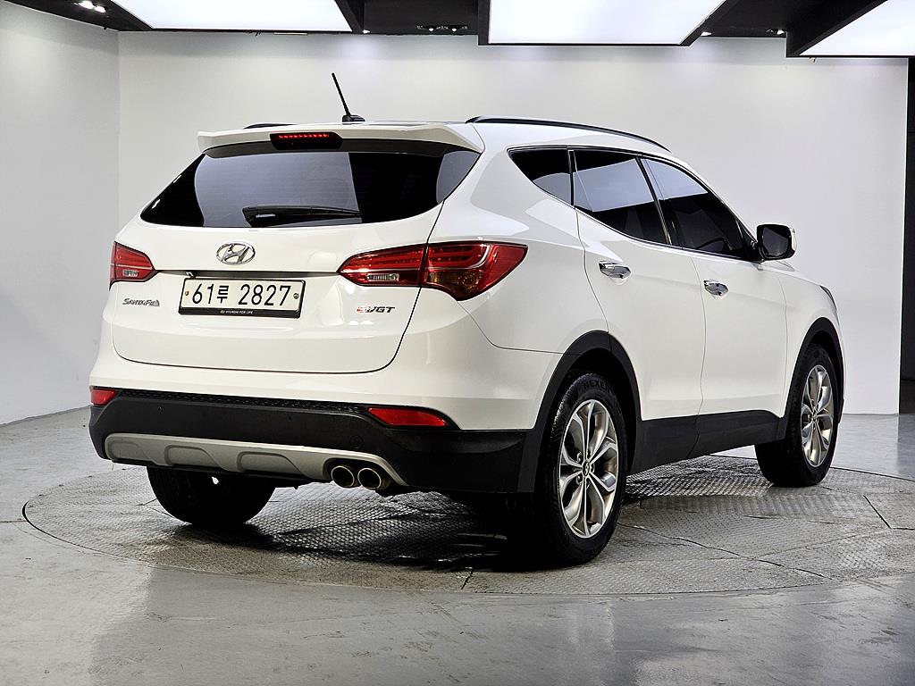 HYUNDAI Santa Fe - Vista 4