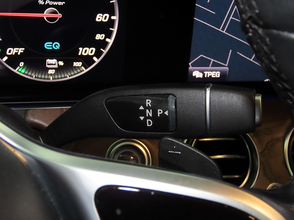 Mercedes Benz E class 2019 Negro - Importación desde Corea - HF Imports Iquique - Foto 13