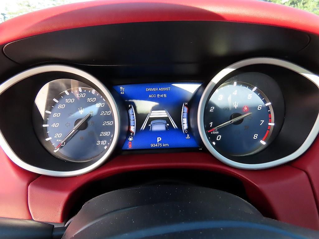 Maserati Ghibli - Vista 9