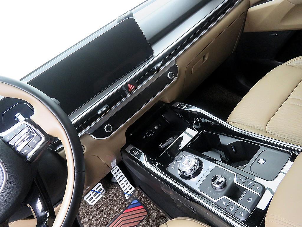 KIA Sorento - Vista 11