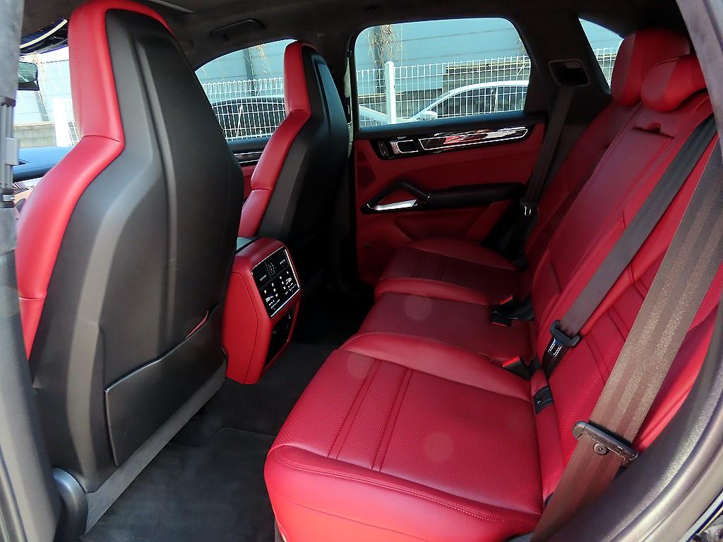 Porsche Cayenne - Vista 6