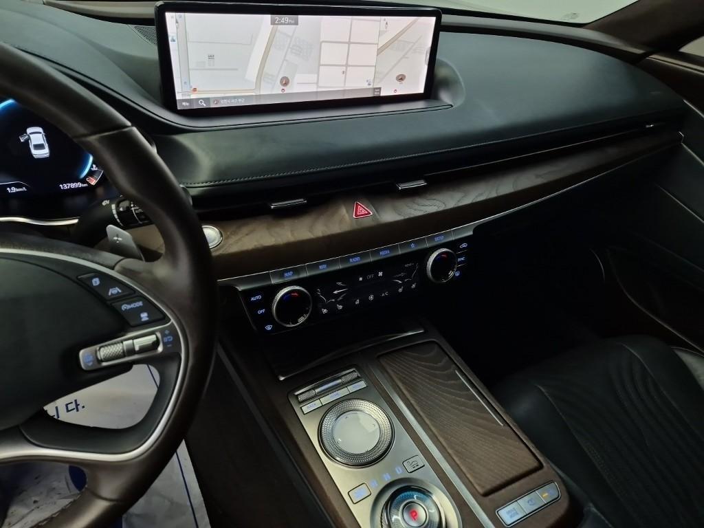 Genesis G80 - Vista 11