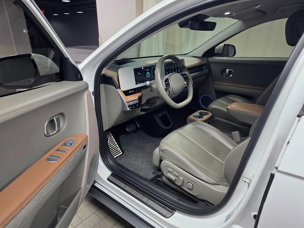 HYUNDAI Ioniq 5 - Vista 7