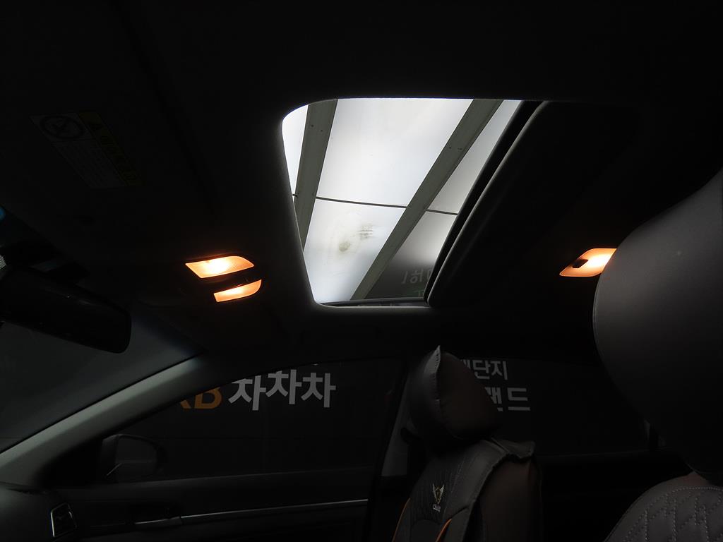 HYUNDAI Avante 2017 Gris - Importación desde Corea - HF Imports Iquique - Foto 17