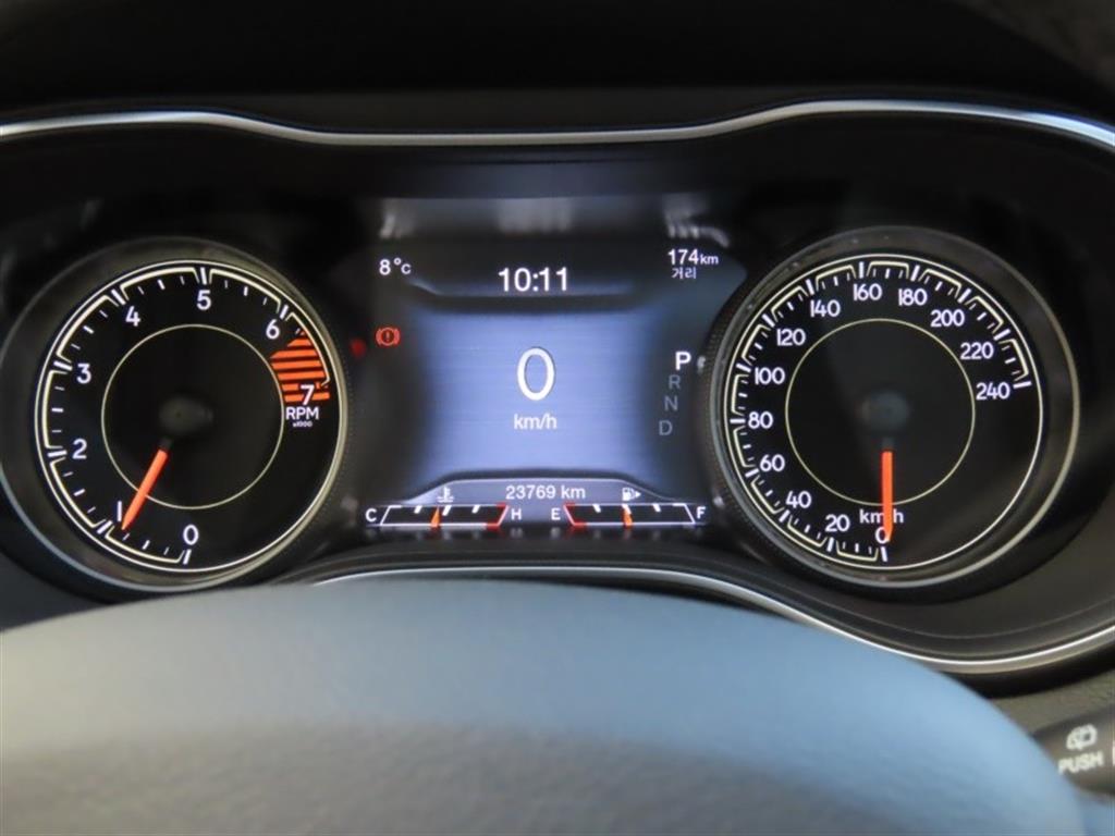 Jeep Cherokee - Vista 9