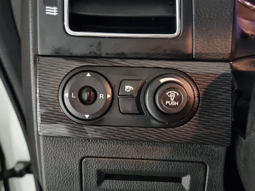 Chevrolet Captiva 2015 Blanco - Importación desde Corea - HF Imports Iquique - Foto 17