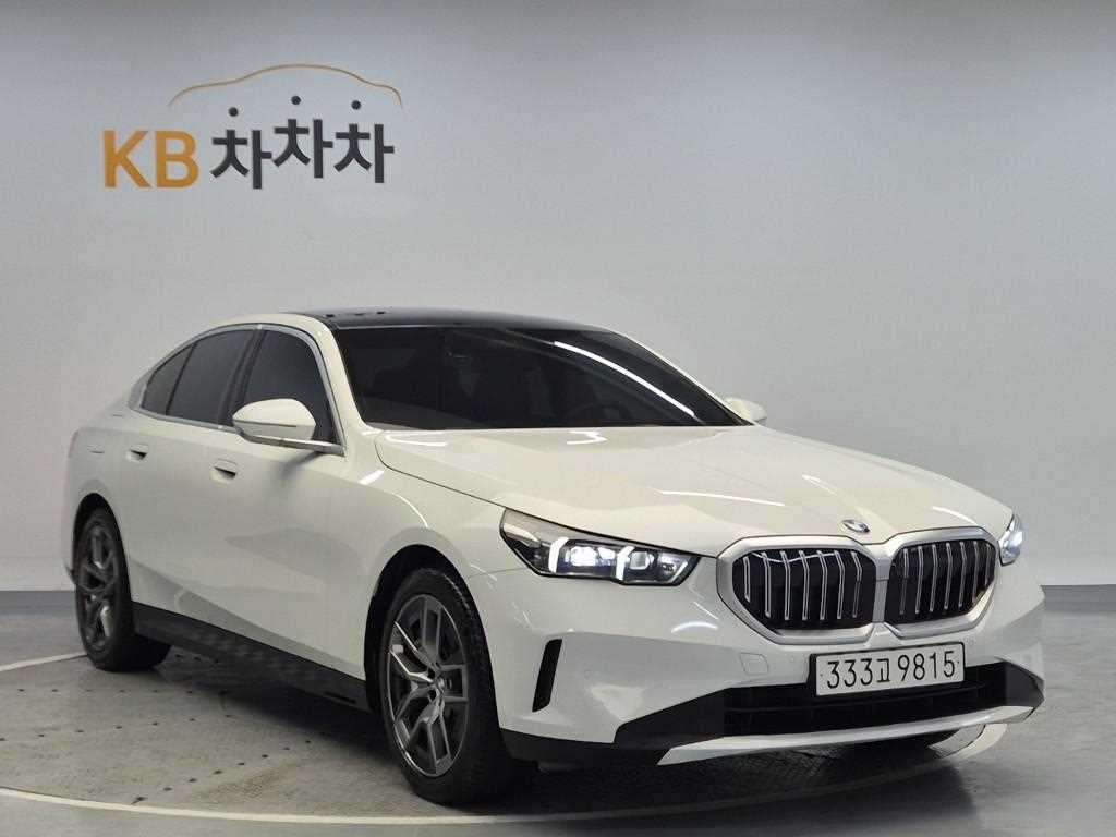 BMW 5 Series - Vista 4