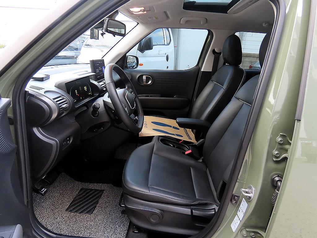 HYUNDAI Casper - Vista 5