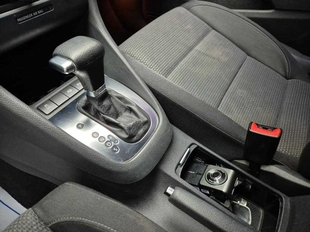 Volkswagen Golf - Vista 8