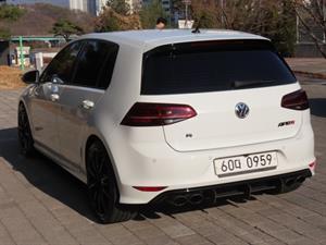 Volkswagen Golf - Vista 8