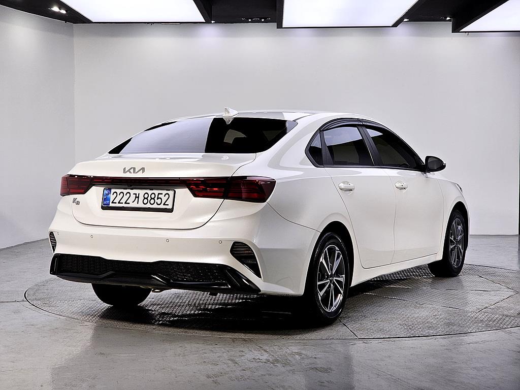 KIA K3 - Vista 4