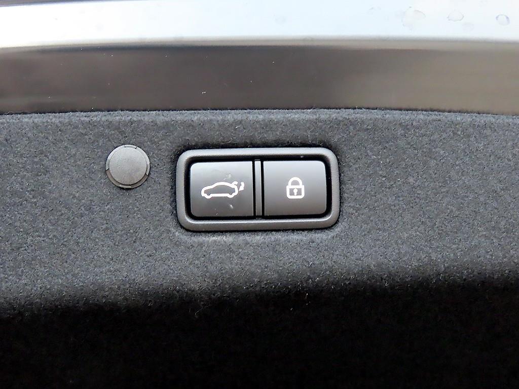 HYUNDAI Grandeur 2020 Negro - Importación desde Corea - HF Imports Iquique - Foto 16