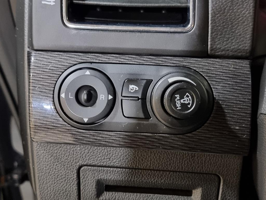 Chevrolet Captiva 2015 Gris - Importación desde Corea - HF Imports Iquique - Foto 16