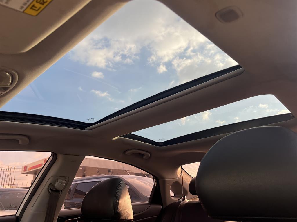 HYUNDAI Sonata - Vista 10