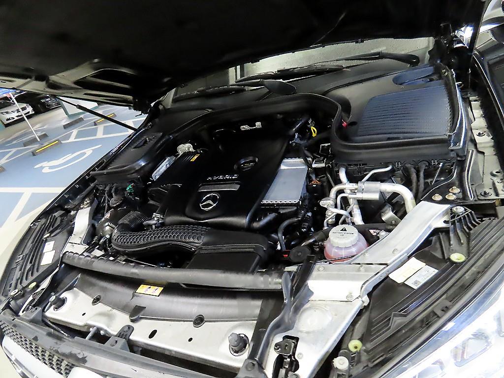 Mercedes Benz GLC Class 2021 Negro - Importación desde Corea - HF Imports Iquique - Foto 19