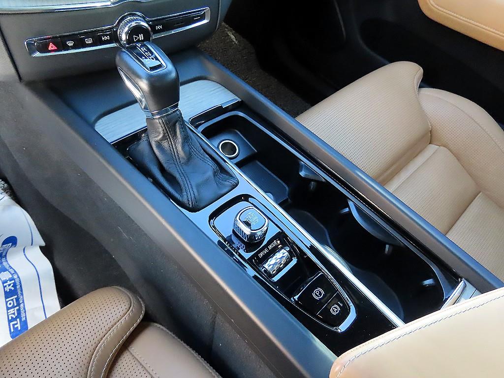 Volvo XC60 - Vista 11