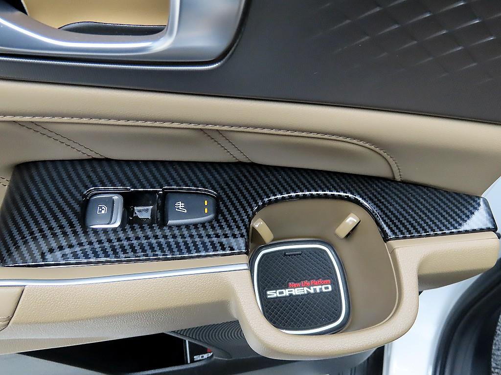 KIA Sorento - Vista 12