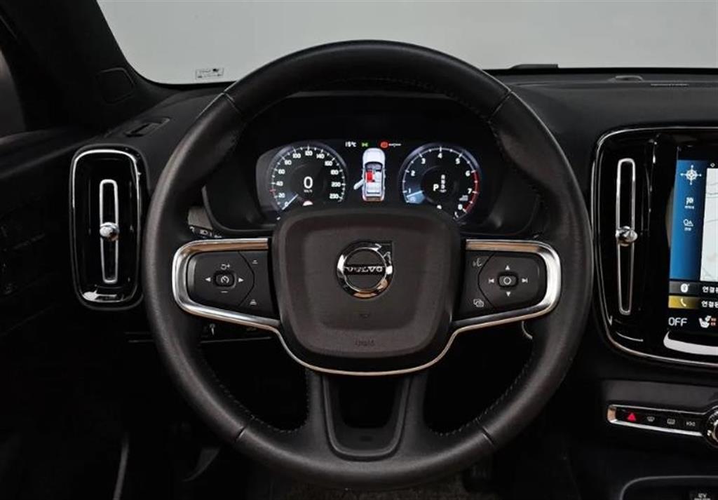 Volvo XC40 2021 Blanco - Importación desde Corea - HF Imports Iquique - Foto 11