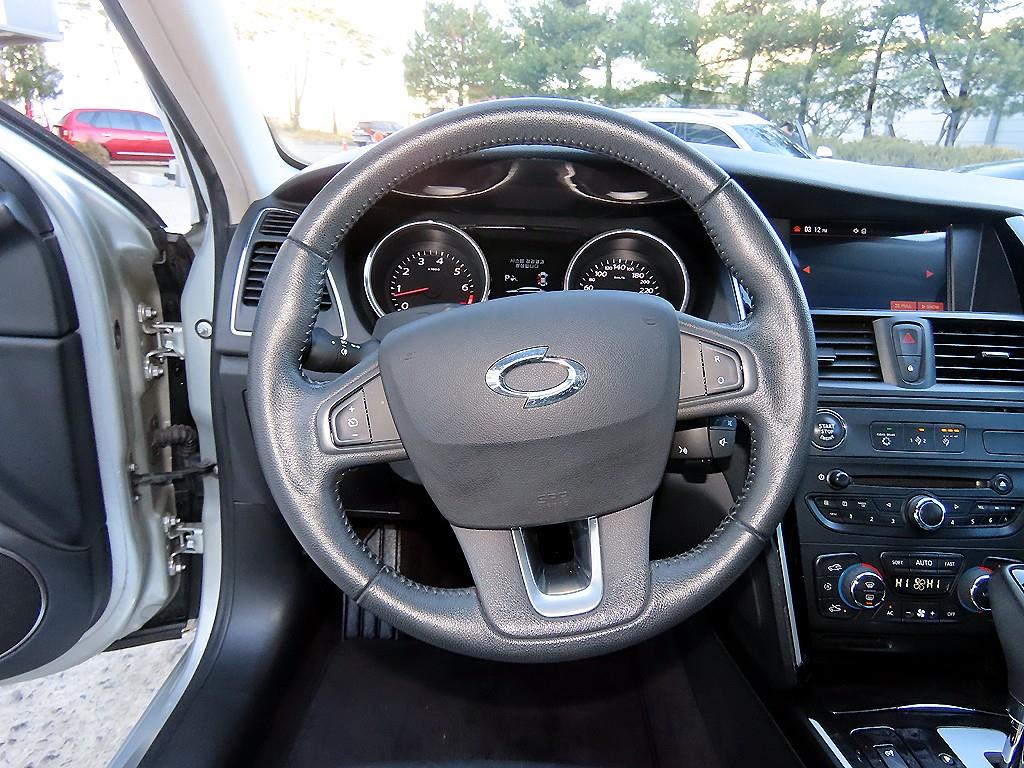 SAMSUNG SM7 - Vista 8