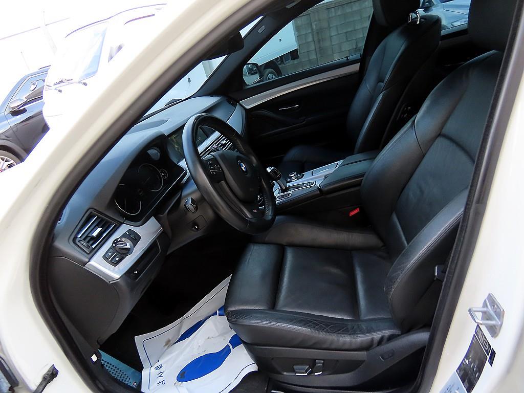 BMW 5 Series - Vista 5