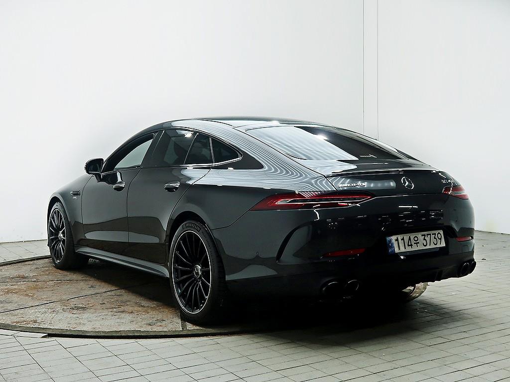 Mercedes Benz AMG GT - Vista 7