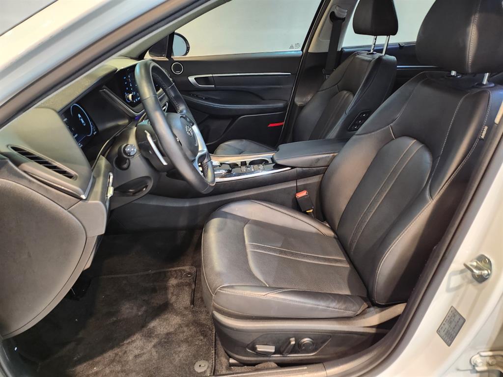 HYUNDAI Sonata - Vista 10