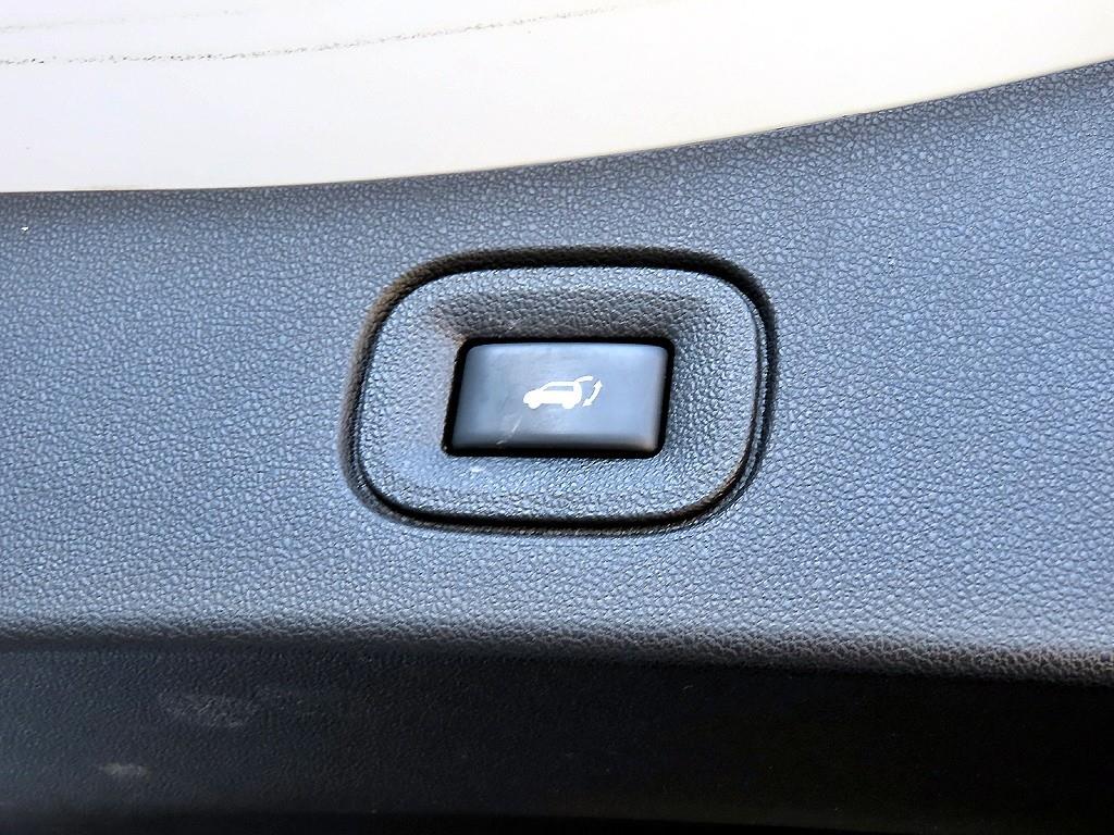 SAMSUNG QM6 2020 Blanco - Importación desde Corea - HF Imports Iquique - Foto 17