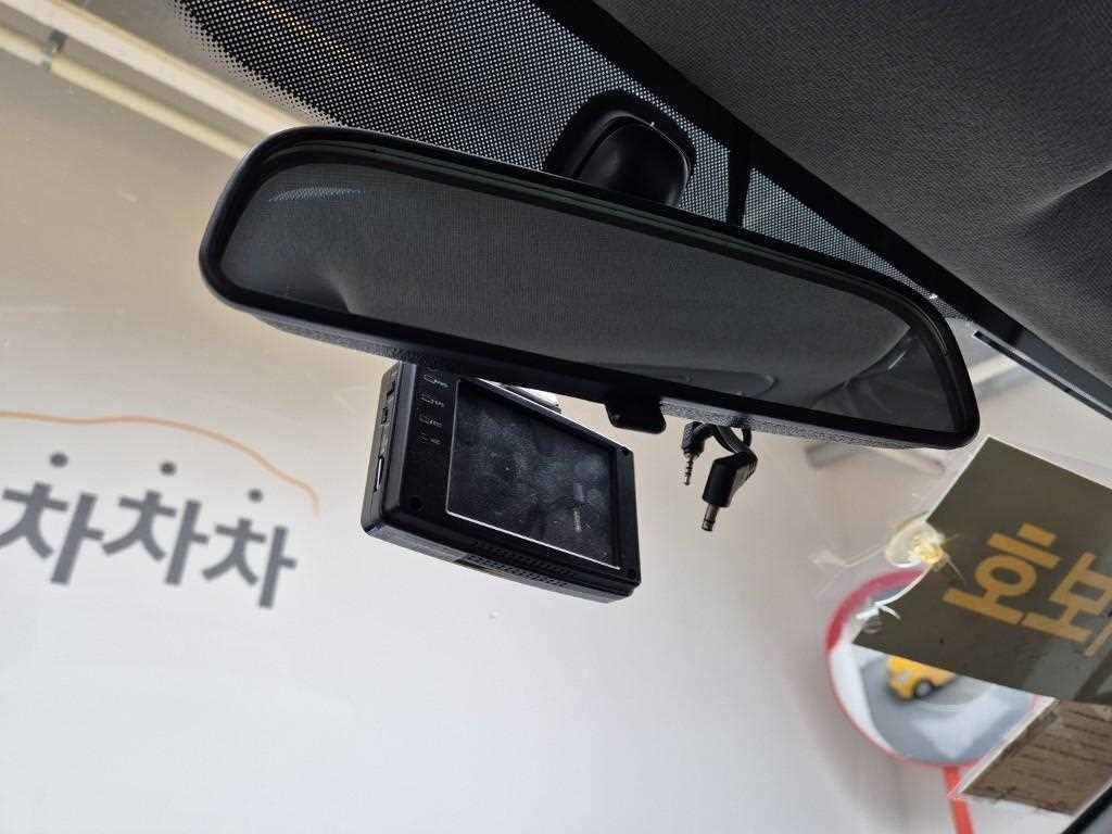 HYUNDAI Starex 2017 Amarillo - Importación desde Corea - HF Imports Iquique - Foto 13