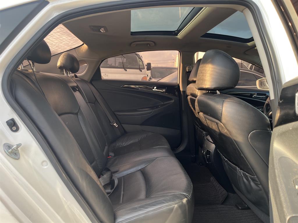 HYUNDAI Sonata 2011 Blanco - Importación desde Corea - HF Imports Iquique - Foto 18