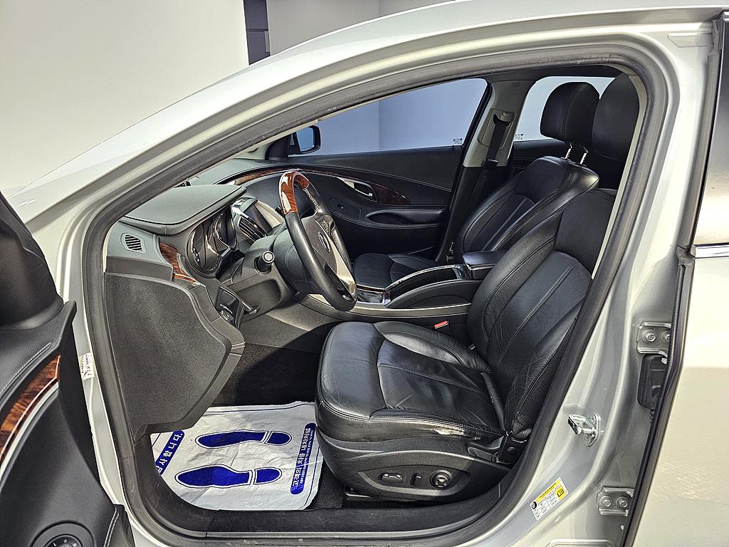 DAEWOO Alpheon - Vista 8