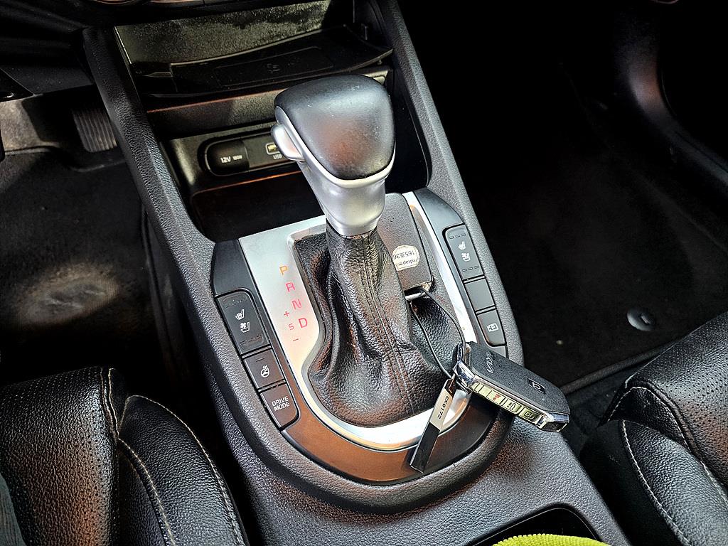 KIA K3 2022 Blanco - Importación desde Corea - HF Imports Iquique - Foto 14