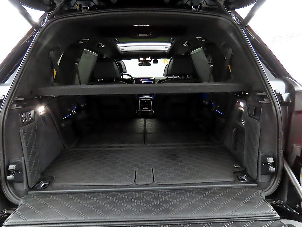 BMW X7 2024 Negro - Importación desde Corea - HF Imports Iquique - Foto 18