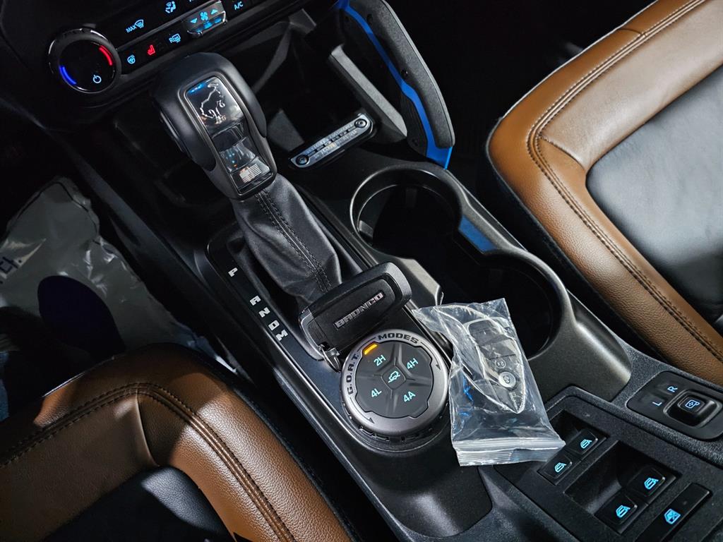 Ford Bronco - Vista 9