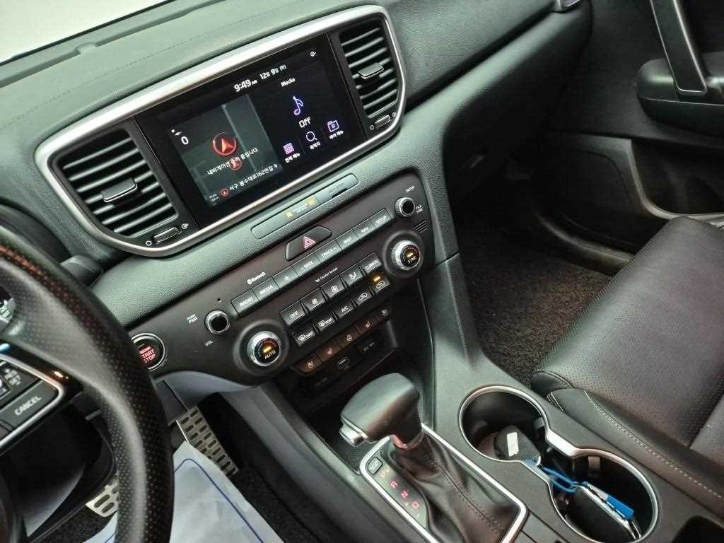 KIA Sportage - Vista 10