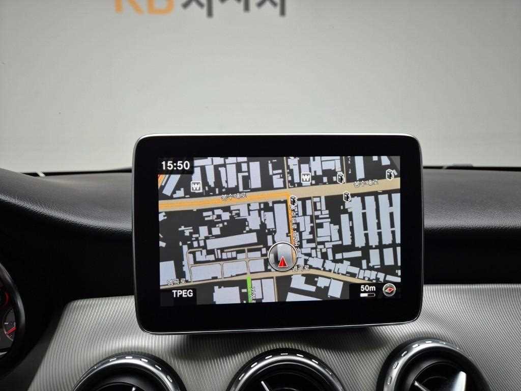 Mercedes Benz GLA Class 2016 Blanco - Importación desde Corea - HF Imports Iquique - Foto 14