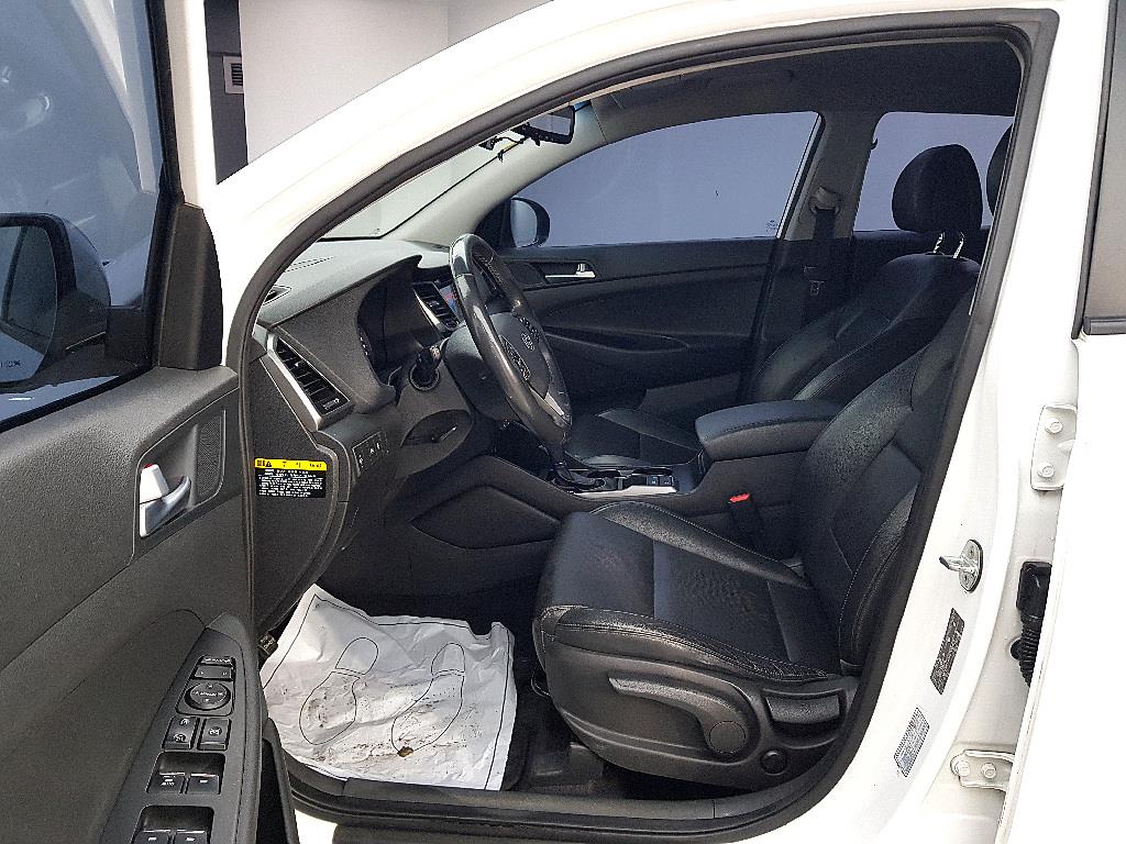 HYUNDAI Tucson - Vista 8