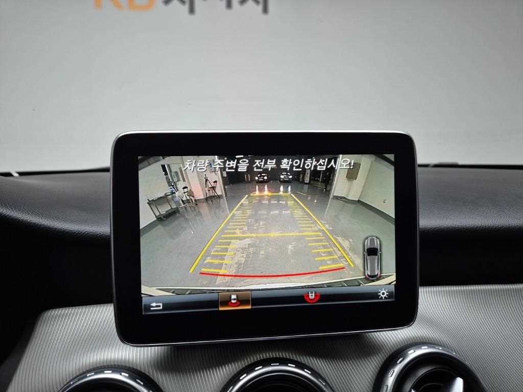 Mercedes Benz GLA Class 2016 Blanco - Importación desde Corea - HF Imports Iquique - Foto 15