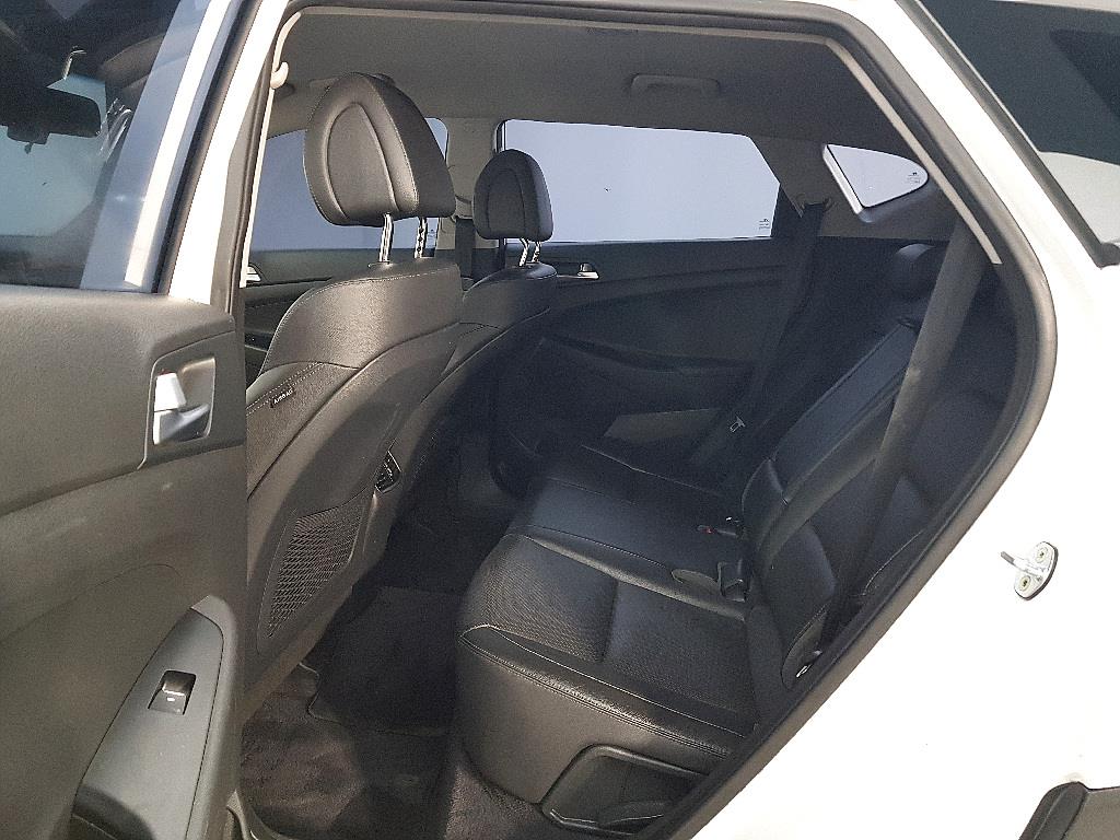 HYUNDAI Tucson - Vista 9