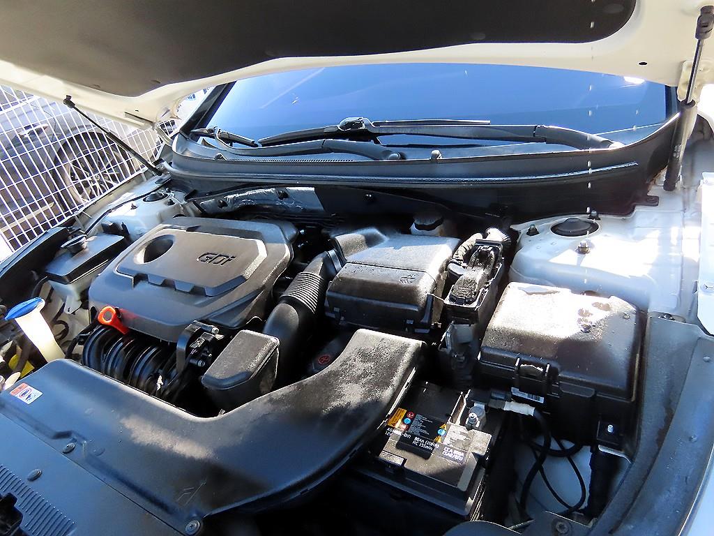 HYUNDAI Sonata 2015 Blanco - Importación desde Corea - HF Imports Iquique - Foto 19