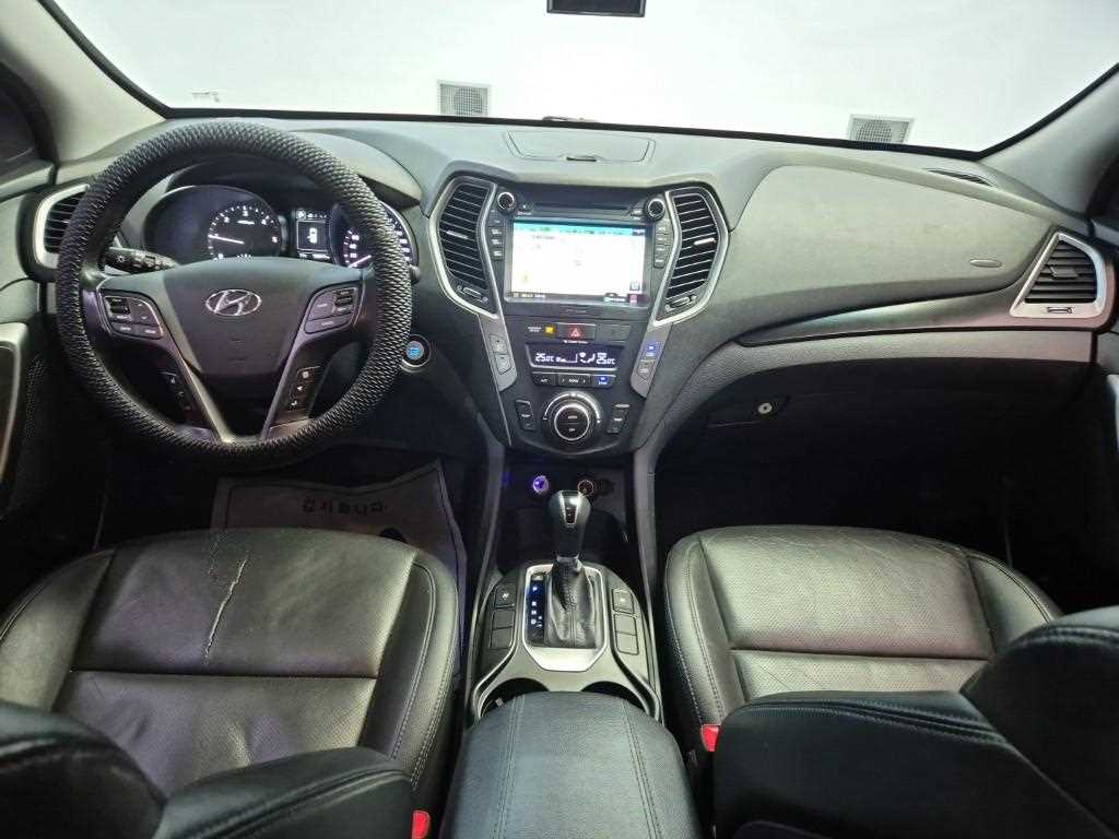 HYUNDAI Santa Fe - Vista 7